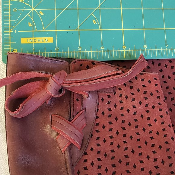 Anthropologie Knee-Hight Boots in Burgundy. US07. NEW - Picture 3 of 6